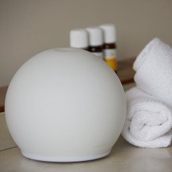 Moa | Diffuseur d’huiles essentielles LED couleurs changeantes – Lanaform